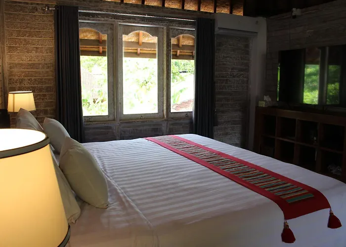 Private Kayu Villa *