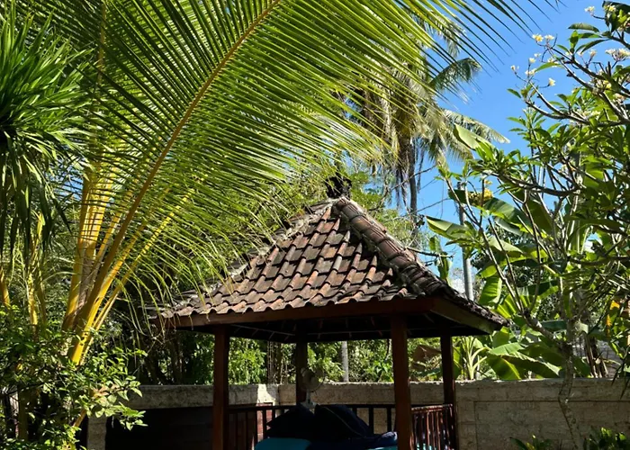 Private Kayu Villa Padang Bai
