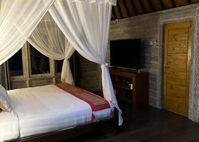 Villa Private Kayu Padang Bai